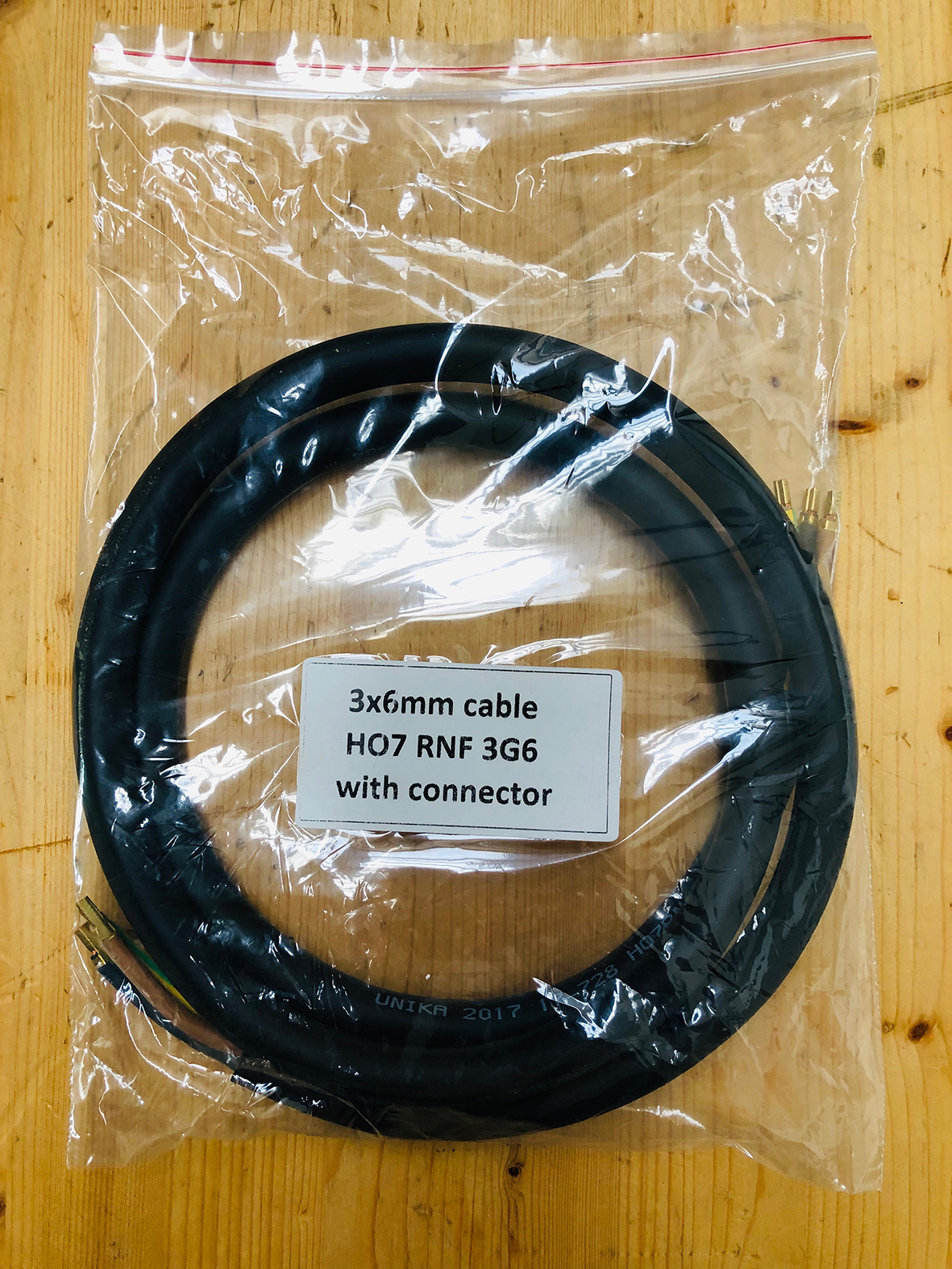 CABLE36145